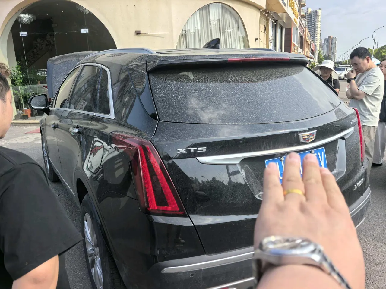 Cadillac 2023 XT5 48V 2.0T Two-Drive Fashion Automatic Gear 2