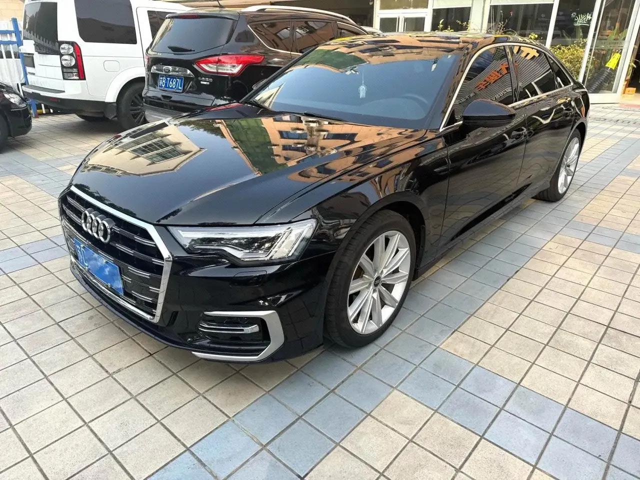 Open image lightbox: Audi 2023 A6L 2.0TFSI 45TFSI Selected Dynamic Automatic