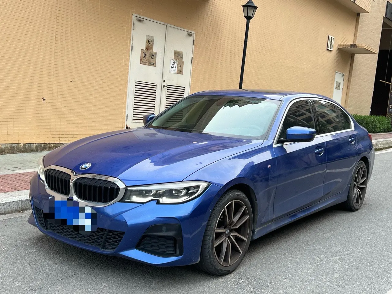 Open image lightbox: BMW 3 Series 2020 320Li 2.0T M Sports Suit Automatic Gear
