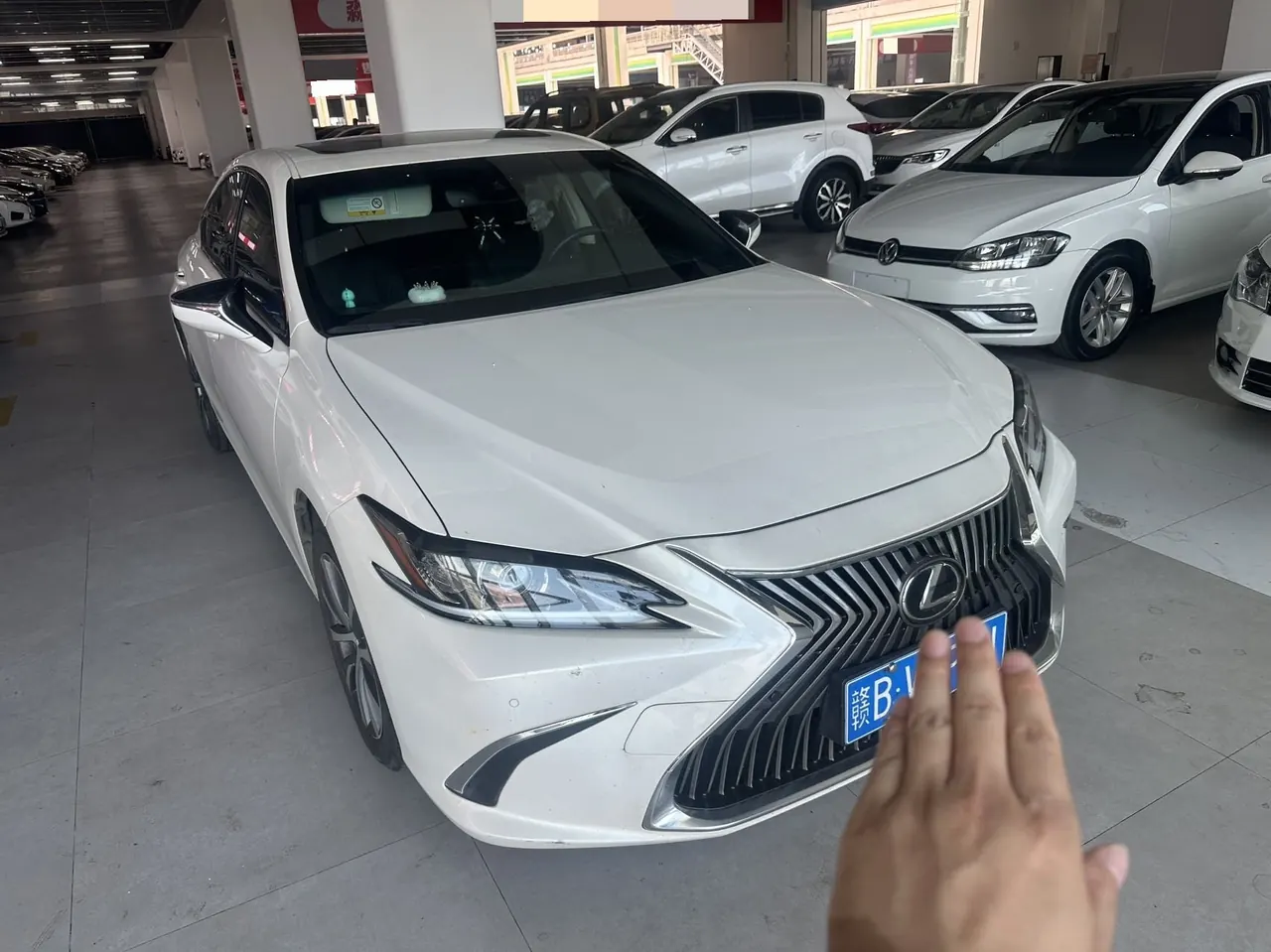 Lexus ES (Imported) 2020 ES200 2.0 Stepless Deluxe Edition Automatic Gear 3