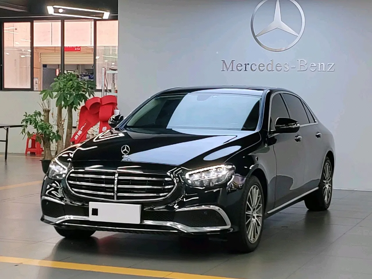 Open image lightbox: Mercedes Benz E Class 2021 E 260 L 2.0T (changed) automatic gear