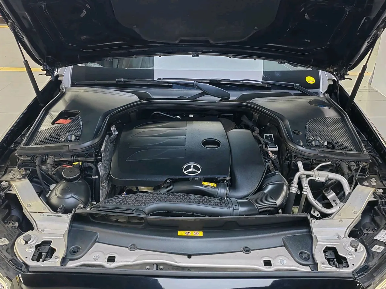 Mercedes Benz E Class 2021 E 260 L 2.0T (changed) automatic gear 15