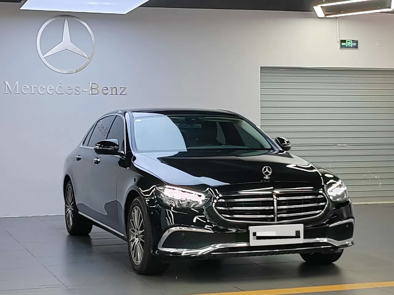 Mercedes Benz E Class 2021 E 260 L 2.0T (changed) automatic gear 3