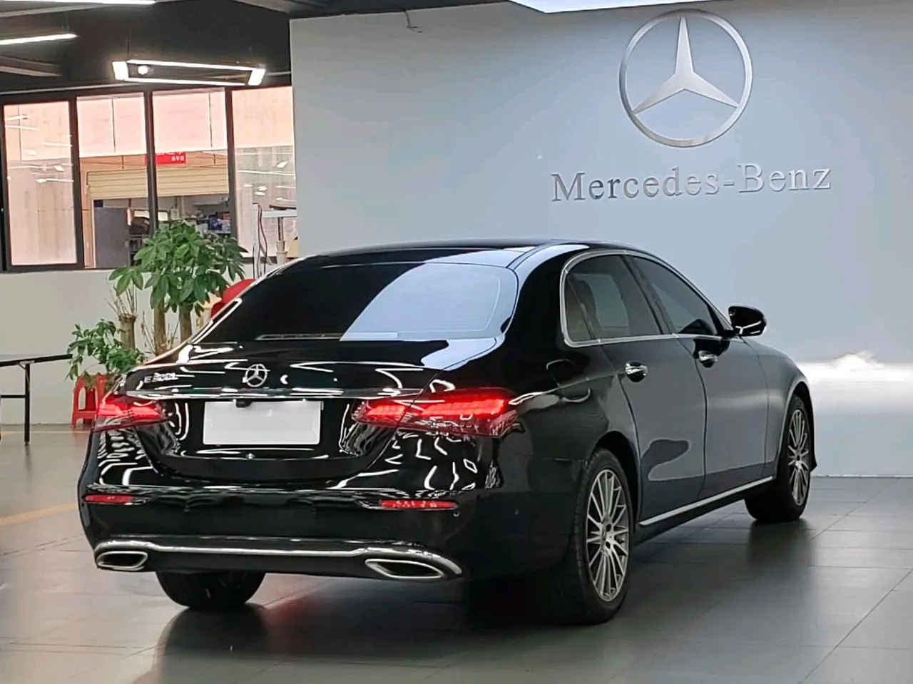 Mercedes Benz E Class 2021 E 260 L 2.0T (changed) automatic gear 7