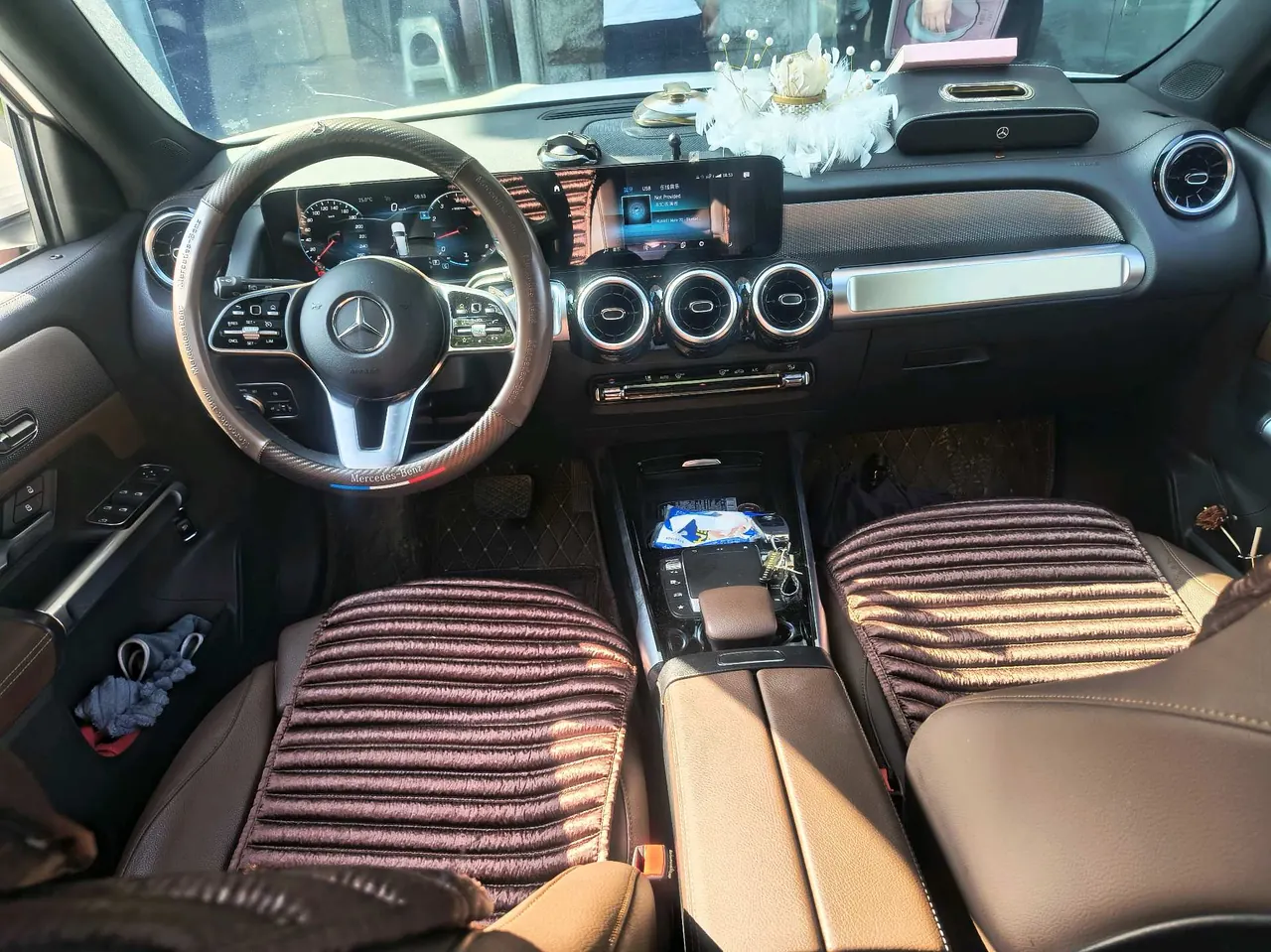 Mercedes Benz 2021 GLB 180 1.3T Dynamic Automatic 3