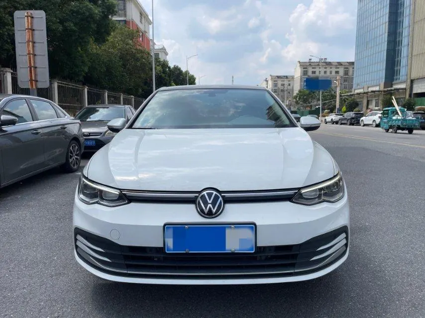 Volkswagen 2021 Golf 8 PRO 1.4TSI 280TSI Automatic 2