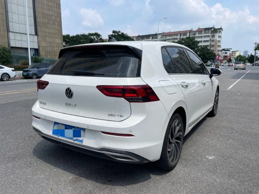 Volkswagen 2021 Golf 8 PRO 1.4TSI 280TSI Automatic 4