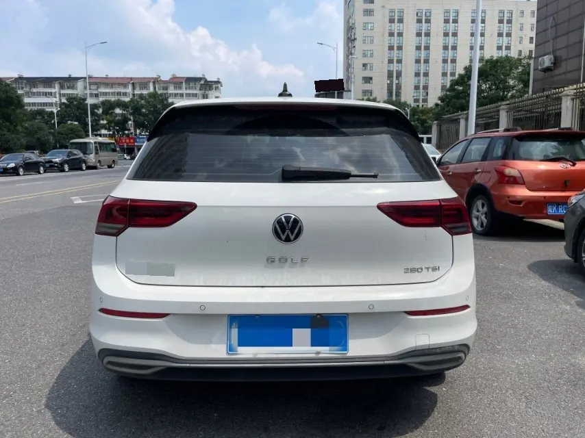 Volkswagen 2021 Golf 8 PRO 1.4TSI 280TSI Automatic 5
