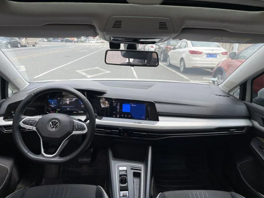 Volkswagen 2021 Golf 8 PRO 1.4TSI 280TSI Automatic 8