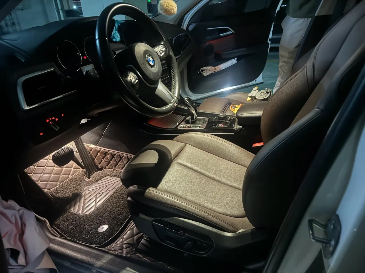 BMW 1 Series 2020 125i 2.0T Leading M Sports Suit Automatic Gear 4