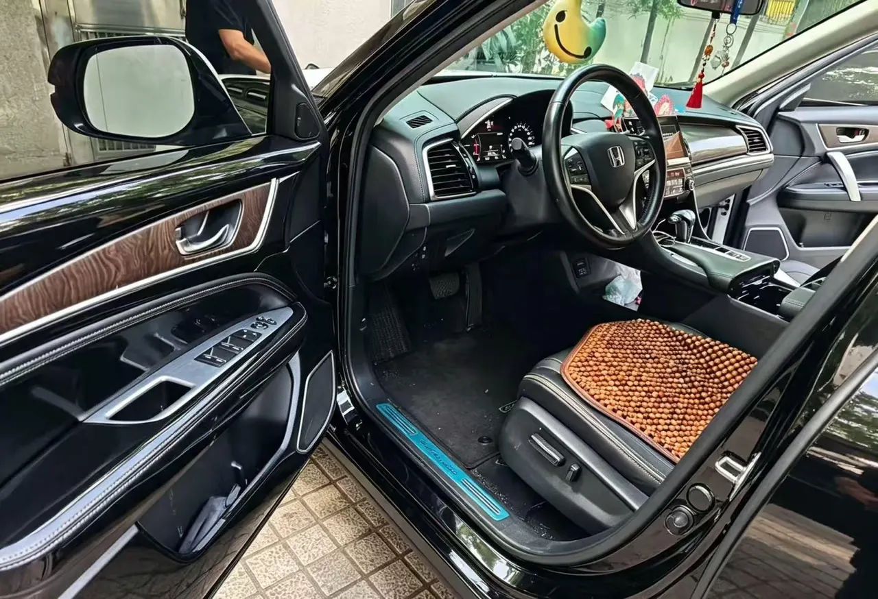 Honda 2020 Crown Road 1.5T Stepless 240TURBO Two-Drive Smart Edition Automatic Gear 2