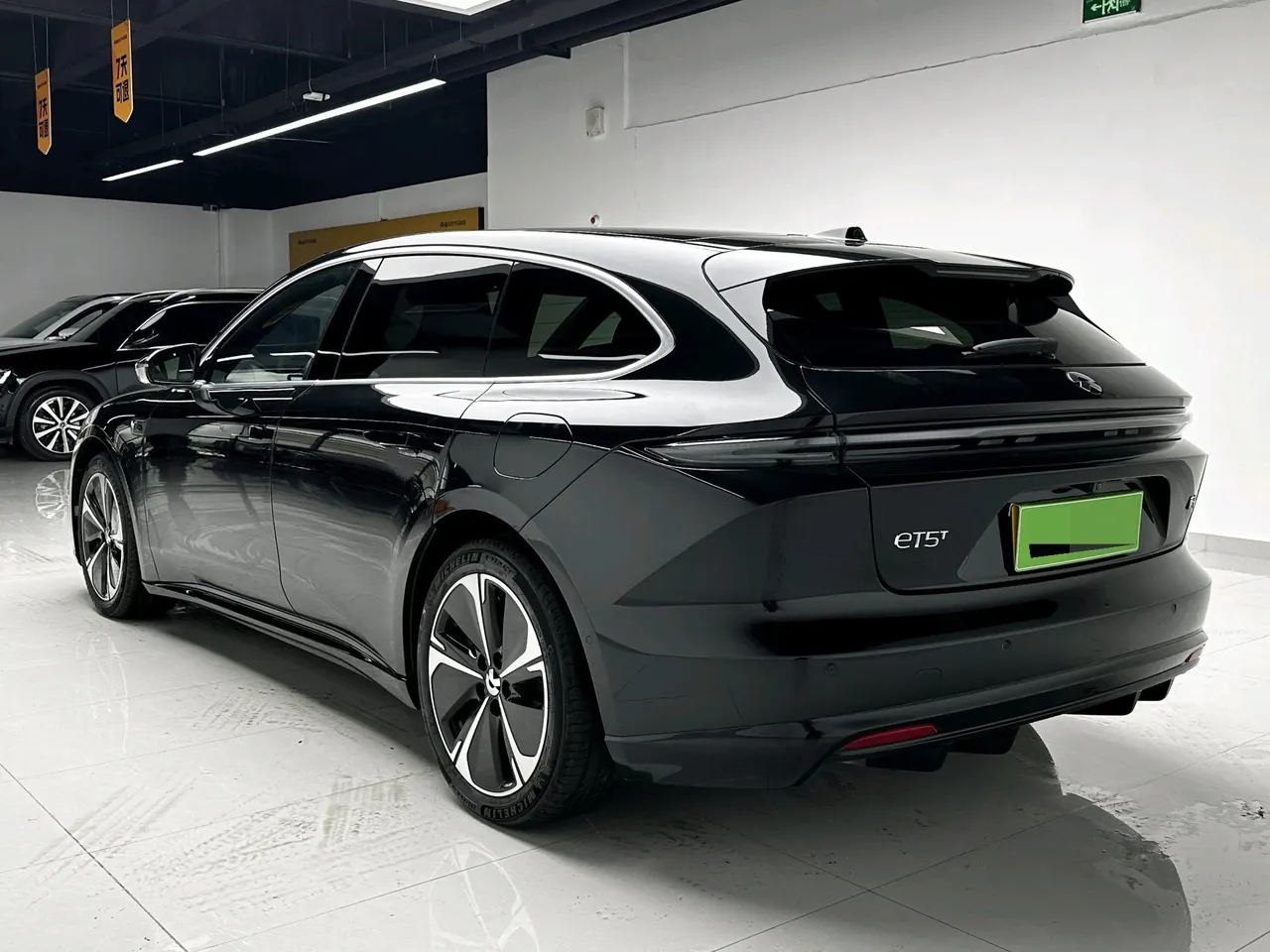 NIO 2025 ET5T 75kWh Touring automatic 4