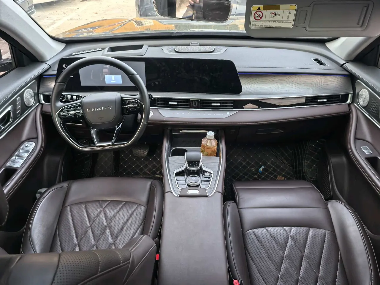 Chery 2024 Ruihu 8 PRO 1.6T 290T Champion Edition Two-Drive Peak Edition 5-seat Automatic Gear 5