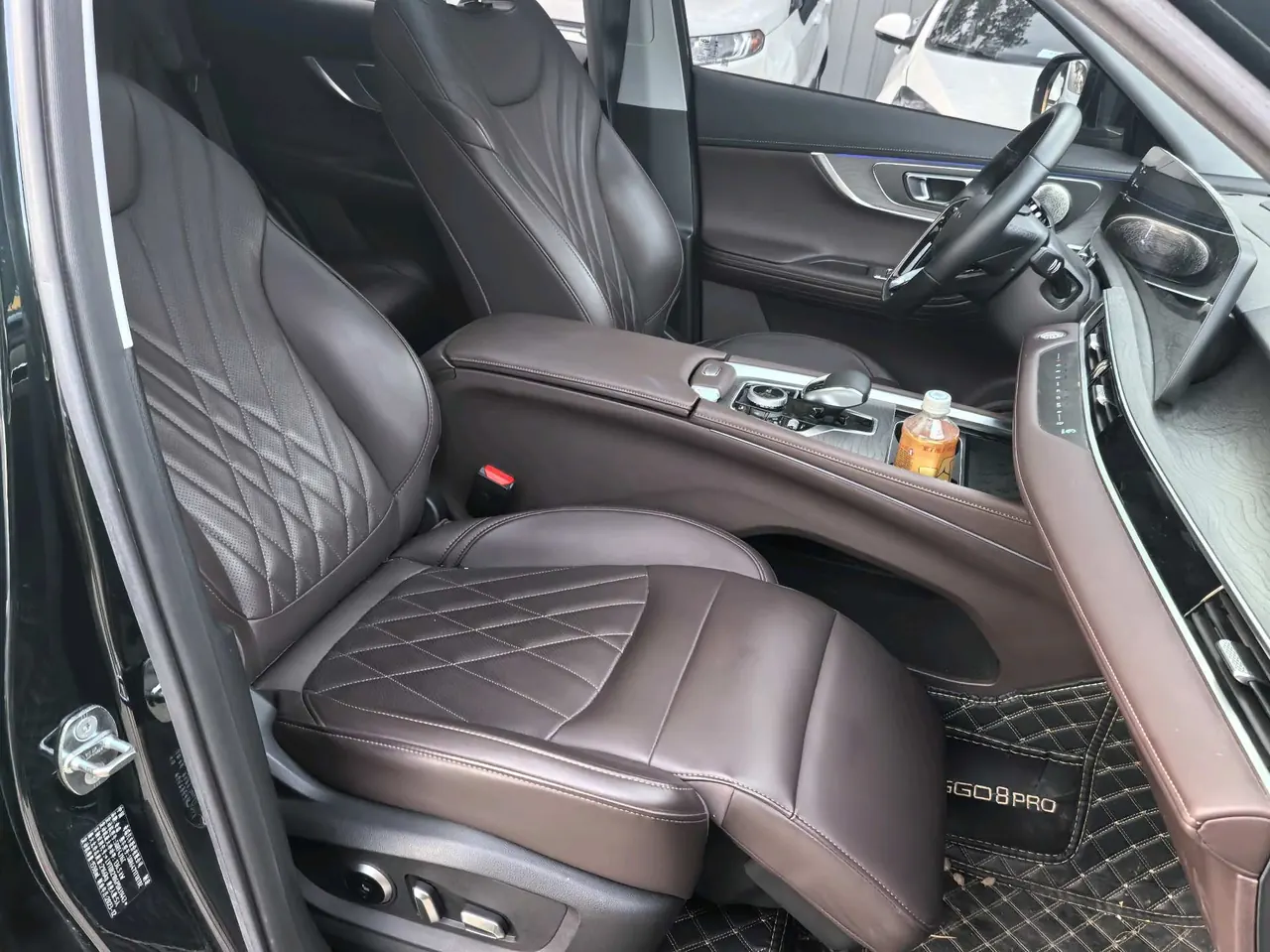 Chery 2024 Ruihu 8 PRO 1.6T 290T Champion Edition Two-Drive Peak Edition 5-seat Automatic Gear 7