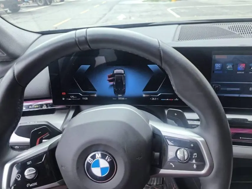 BMW 5 Series 2025 530Li 48V 2.0T Leading M Sports Suit Automatic Gear 5