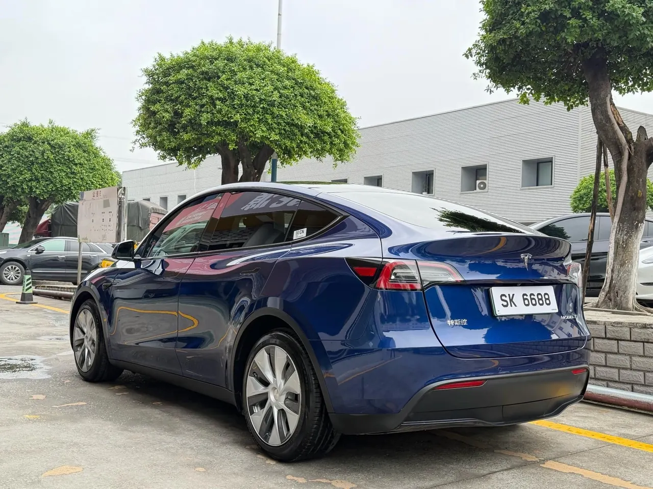 Tesla 2021 Model Y Standard Endurance Rear Drive Automatic Gear 5