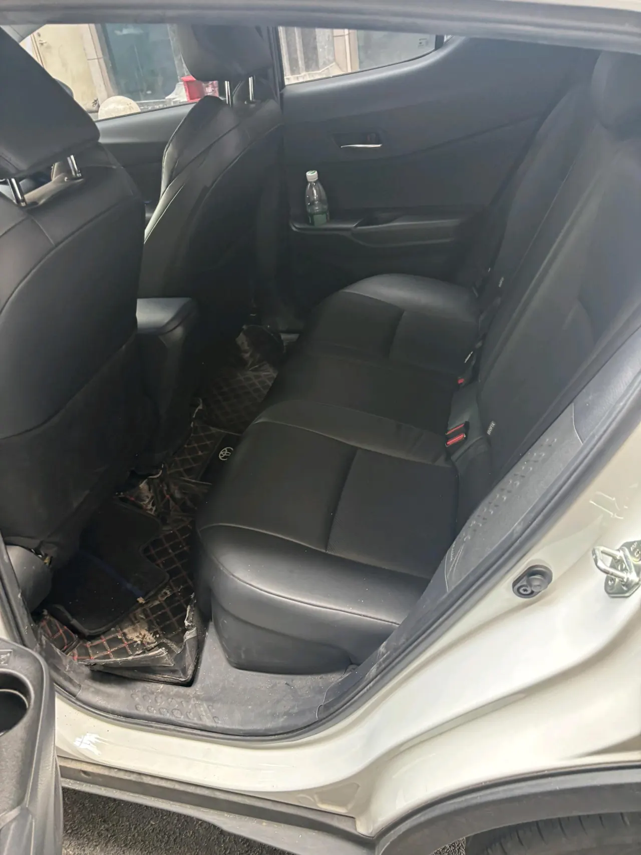 Toyota 2021 C- HR 2.0 Stepless Deluxe Edition Automatic Gear 4