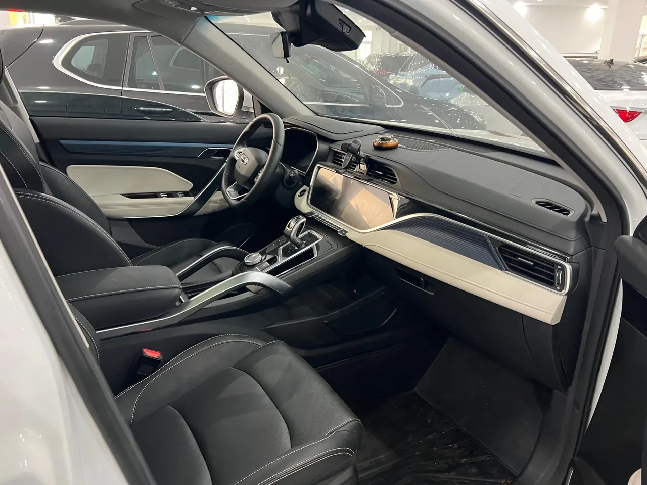 Geely 2022 Boyue X 1.8TD Zhizun Automatic Gear 8