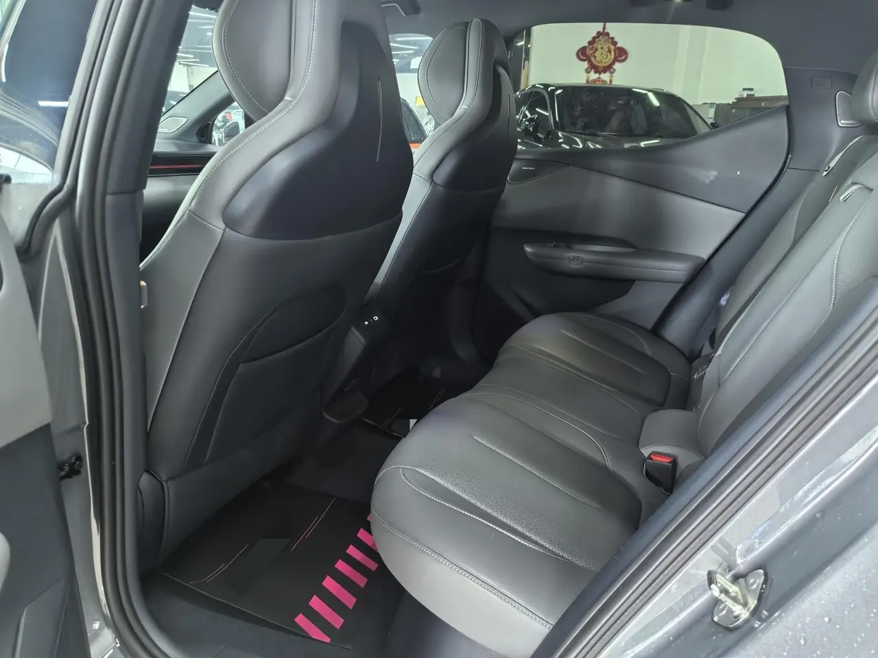 LYNK&amp;CO 2025 LYNK&amp;CO Z 20 530km Rear Drive Max Automatic 6