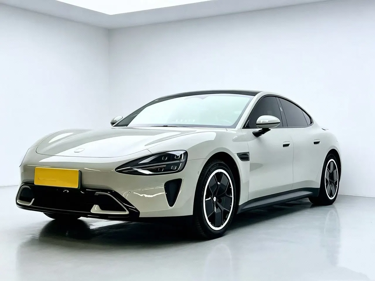 Open image lightbox: MI 2024 SU 7 700km Rear Drive Long Endurance Smart Driving Edition Automatic Gear