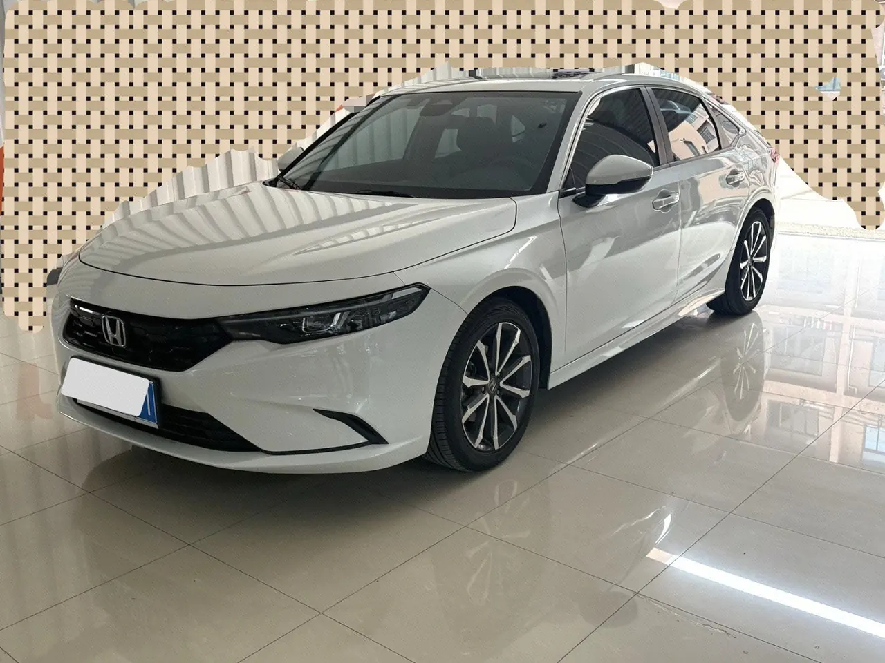 打开图片灯箱:Honda 2023 model grid 1.5T stepless 240TURBO technology edition automatic gear