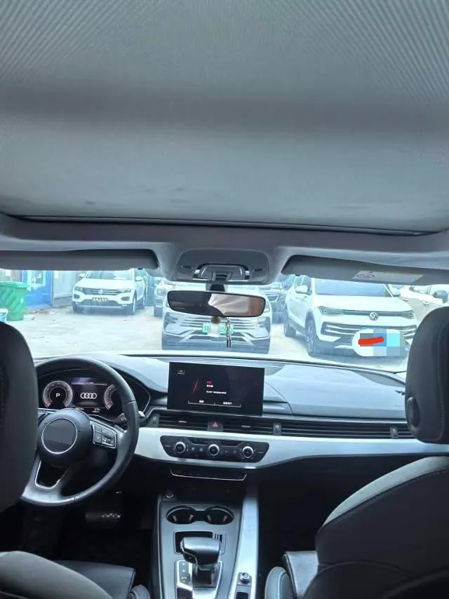 Audi 2022 A4L 2.0TFSI 40TFSI Fashion Dynamic Automatic 7