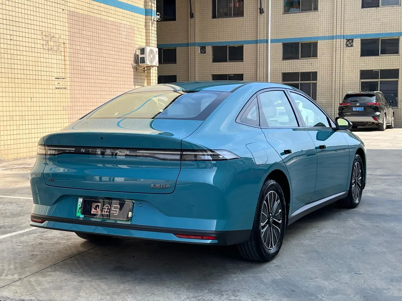 Nissan 2026 N6 1.5 180 Max Automatic 9