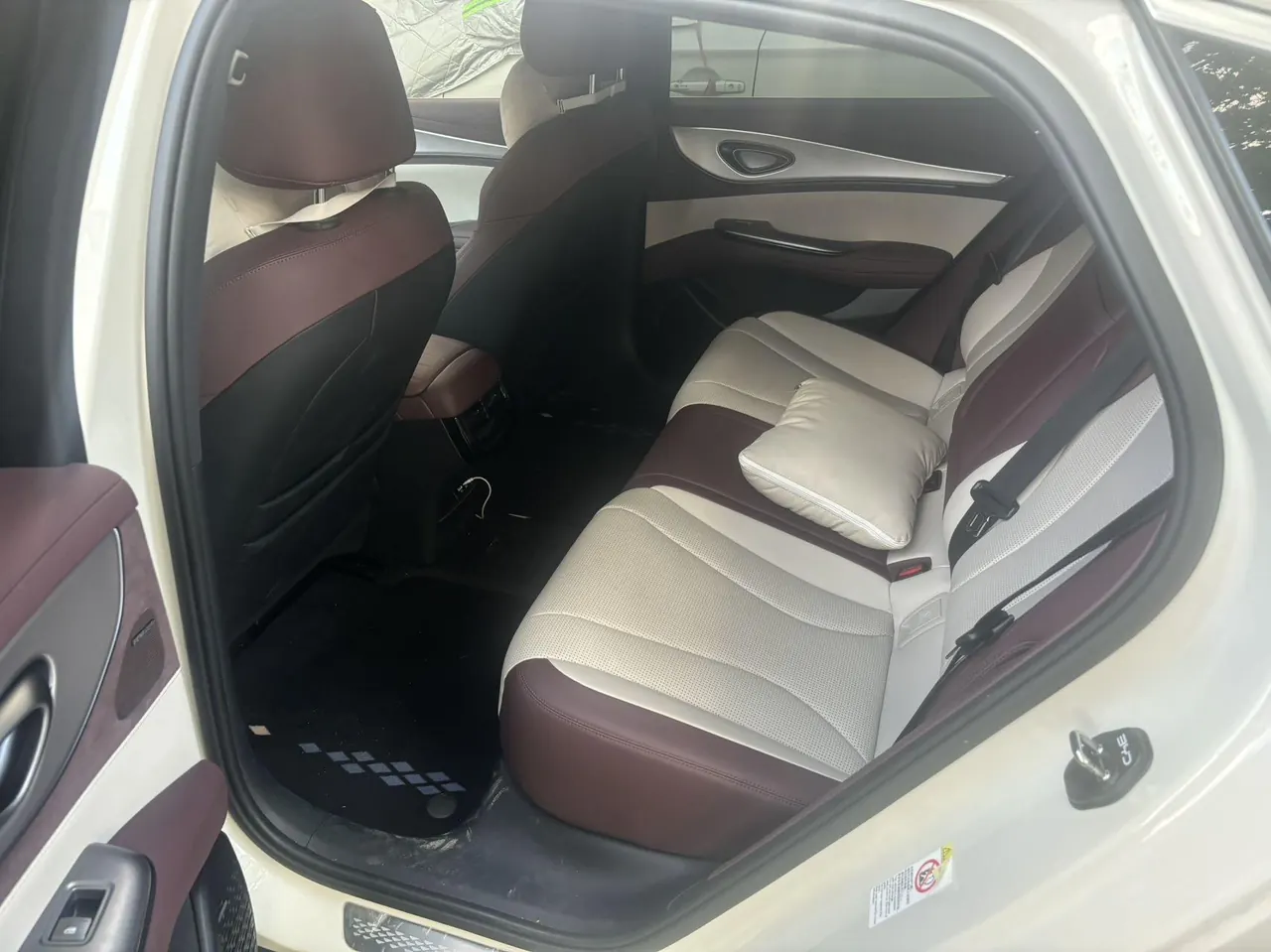 BYD 2025 seals 07 DM-i 1.5 stepless 125km noble automatic gear 5