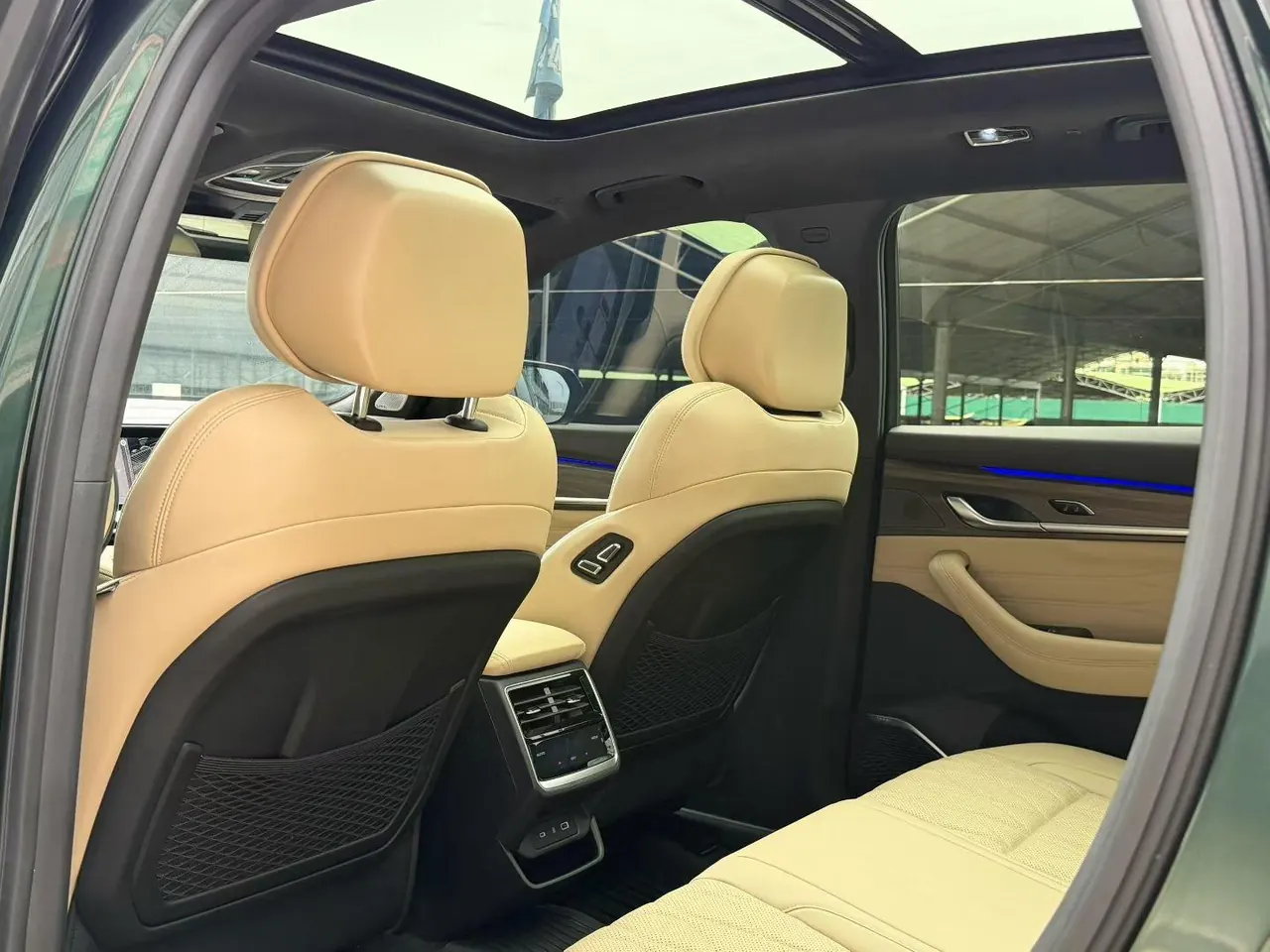 Geely 2025 XingyueL (Monjaro) 2.0TD Oriental Obsidian 4WD full-moon version automatic gear 4