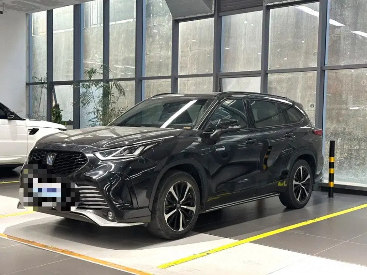 Open image lightbox: Toyota 2022 Crown Land Release 2.5 Stepless Four-wheel Drive Deluxe Edition Automatic Gear