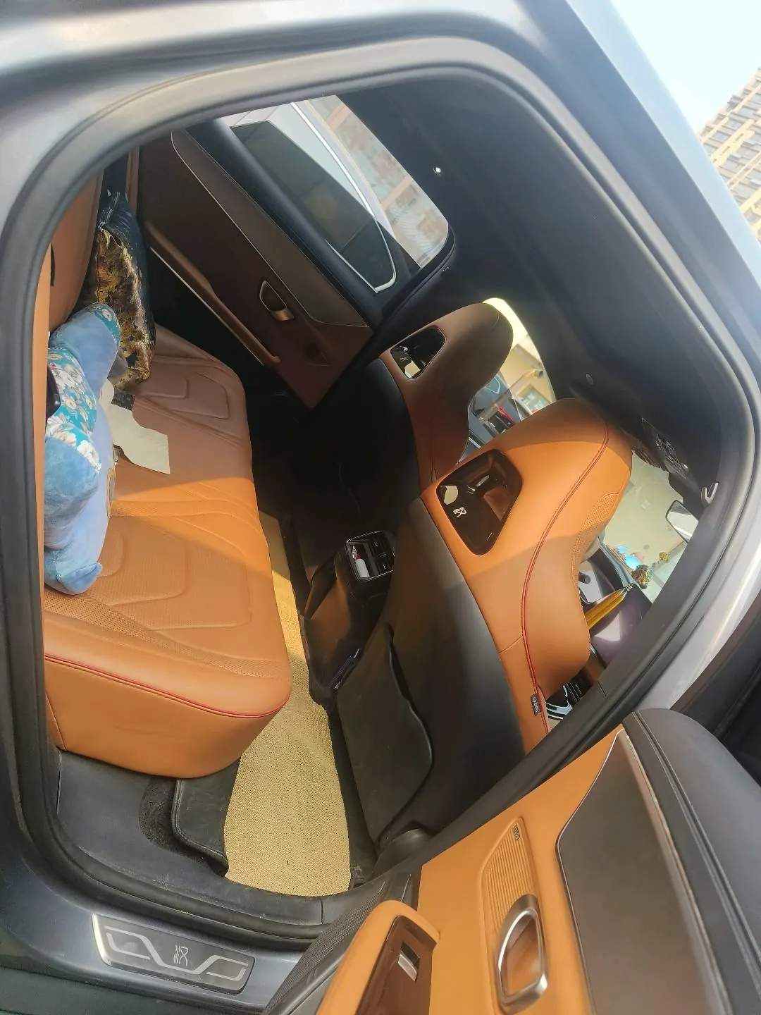 BYD 2022 Han DM-i 1.5T stepless 121KM honorable automatic gear 6