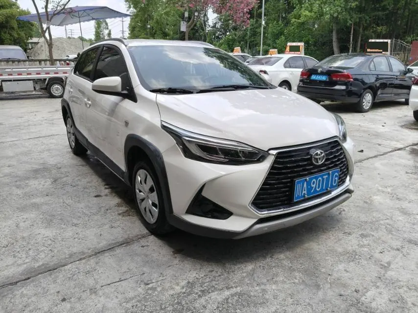 Toyota yaris 2022 YARiS L Zhixuan X 1.5 Stepless Leading PLUS Edition Automatic Gear 3