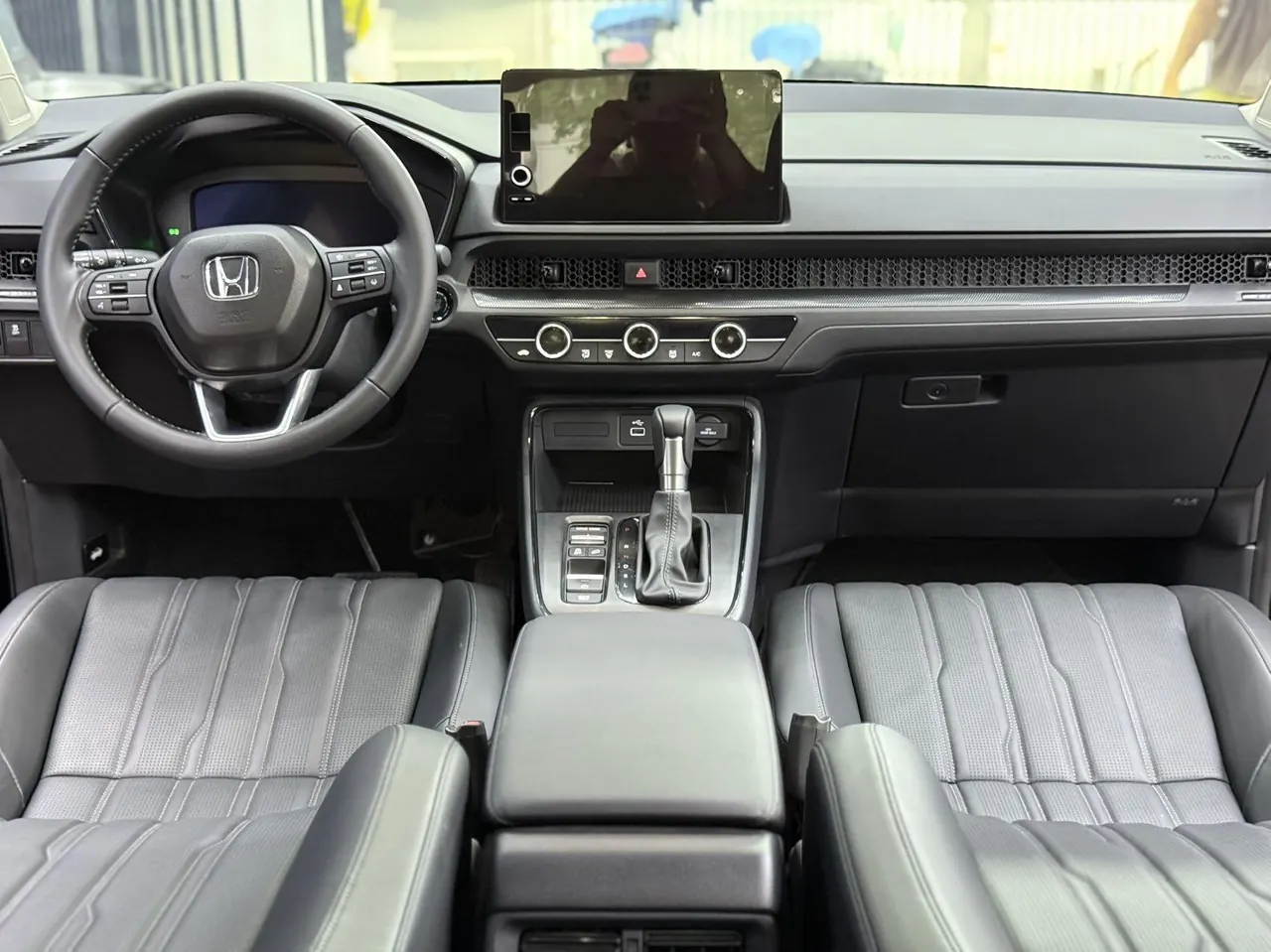 Honda 2025 Hao Ying 1.5T Stepless 240TURBO Two-Drive Deluxe Edition 5-seat Automatic Gear 6