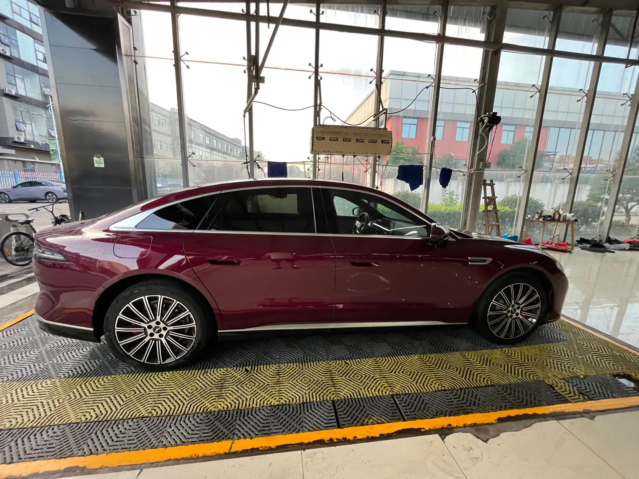 Chery 2025 Fengyun A9L 1.5T Four-wheel Drive High Energy Peak Edition Automatic Gear 2