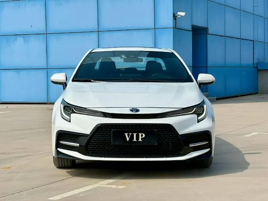 Toyota 2022 Lei Ling Shuangqing 1.8H Stepless Sports Edition Automatic Gear 2