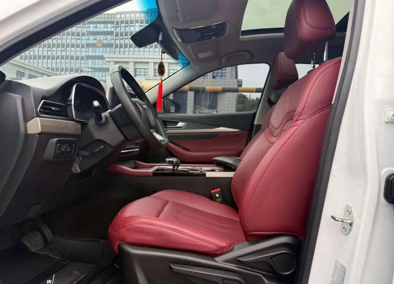 Jetour 2025 X70 1.5T Exceed PRO7 automatic gear 3