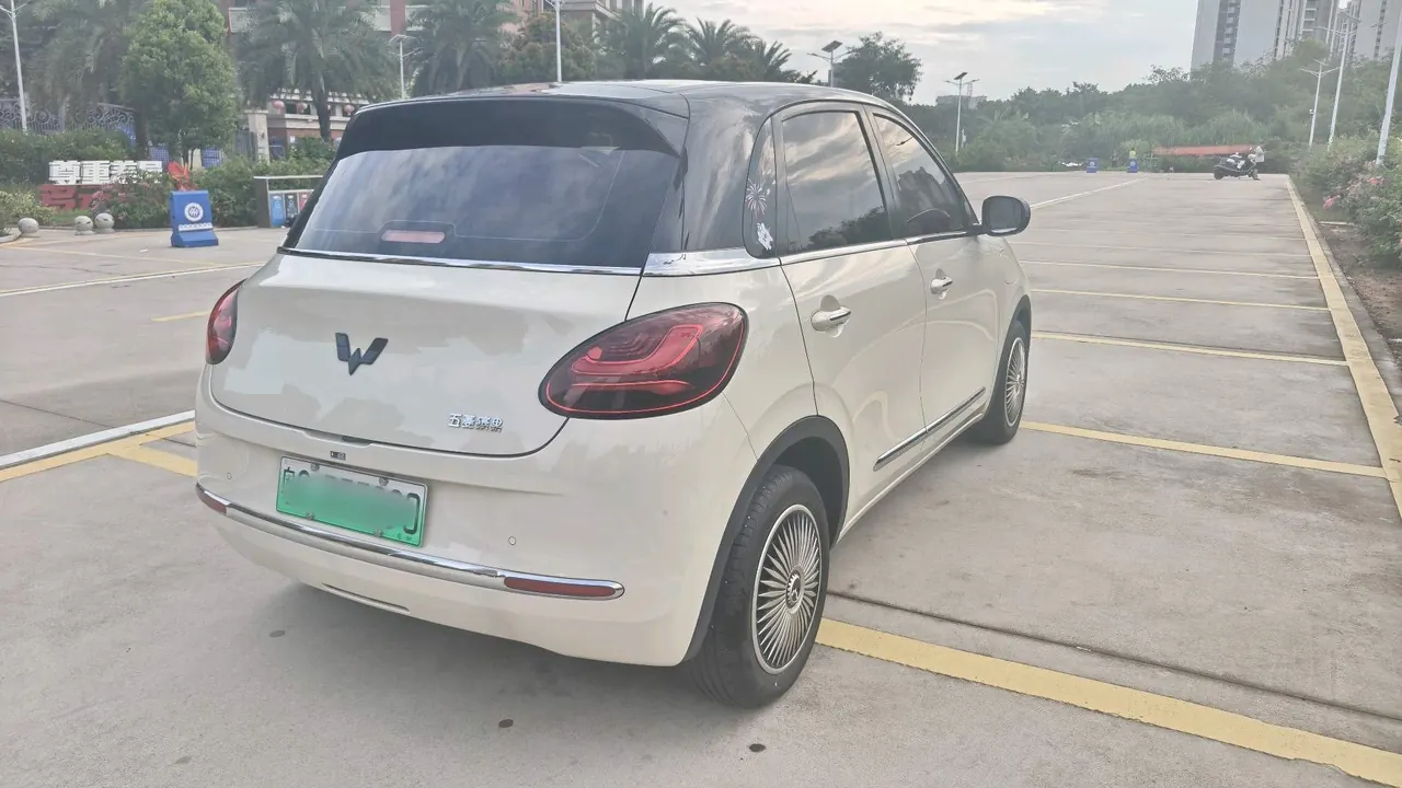 WuLing 2025 Plantronics 333km LingBox Connected Automatic Gear 2