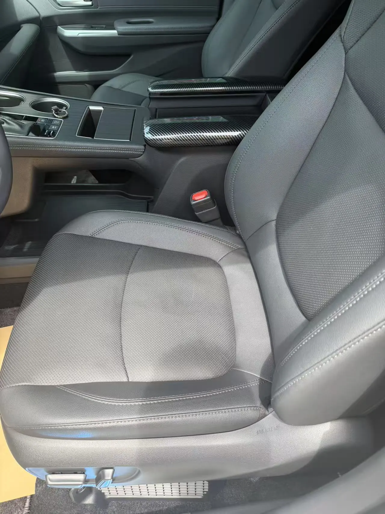 Toyota 2024 Sai 2.5 Stepless Premium Edition Automatic Gear 10
