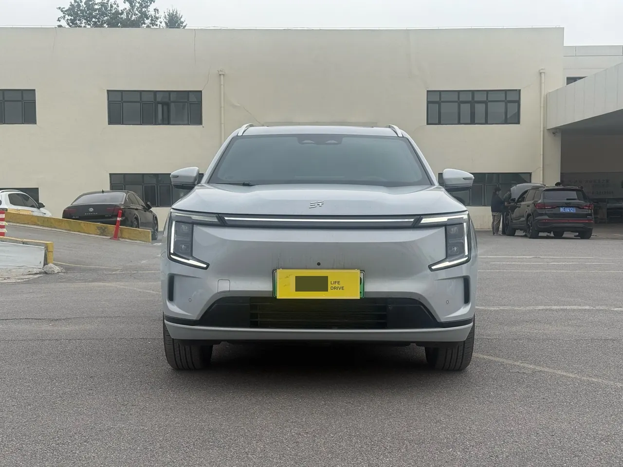 Jetour 2026 ShanHai L7 1.5T 130km Deluxe Edition 7-seat Automatic Gear 2