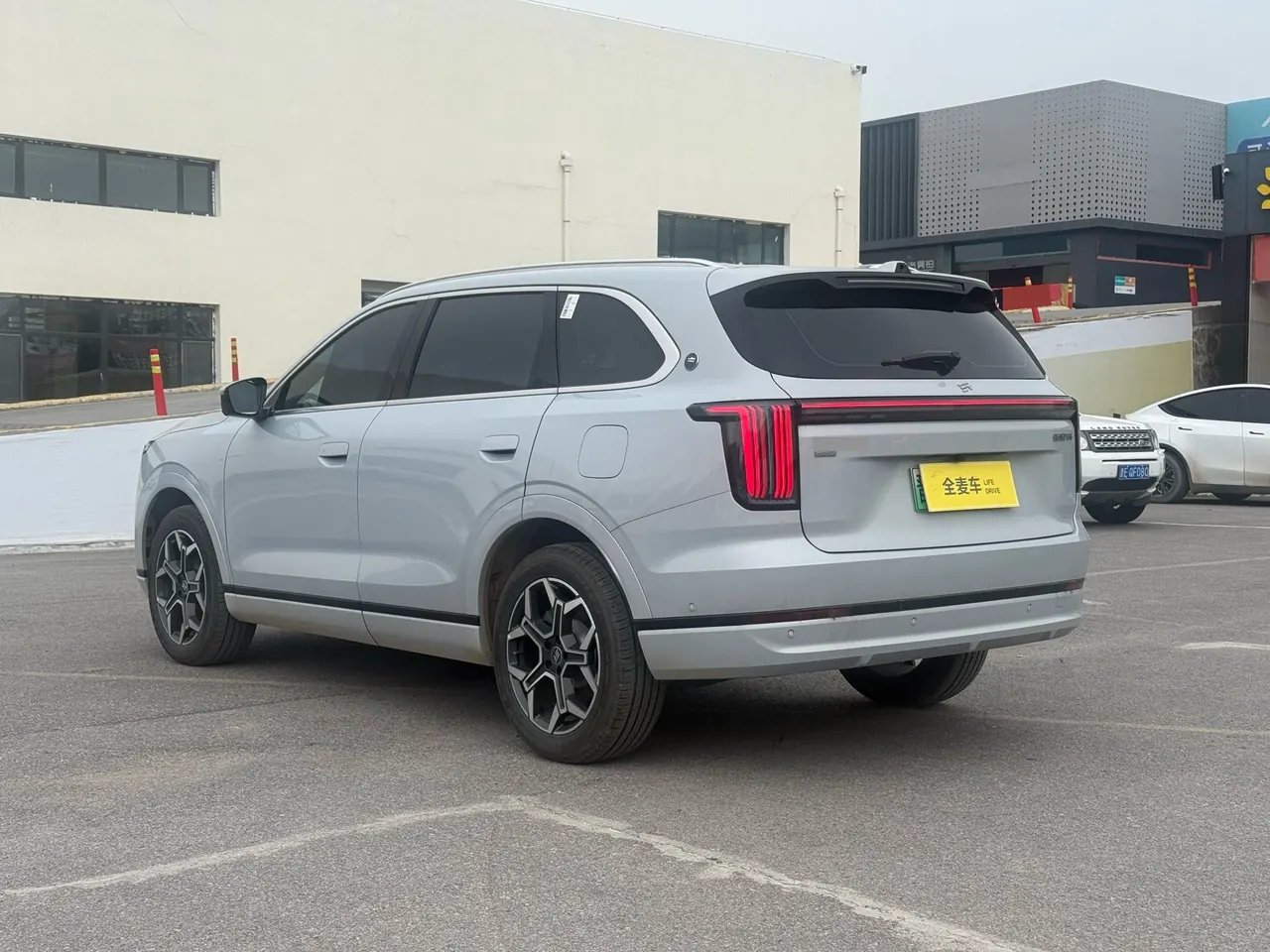Jetour 2026 ShanHai L7 1.5T 130km Deluxe Edition 7-seat Automatic Gear 7