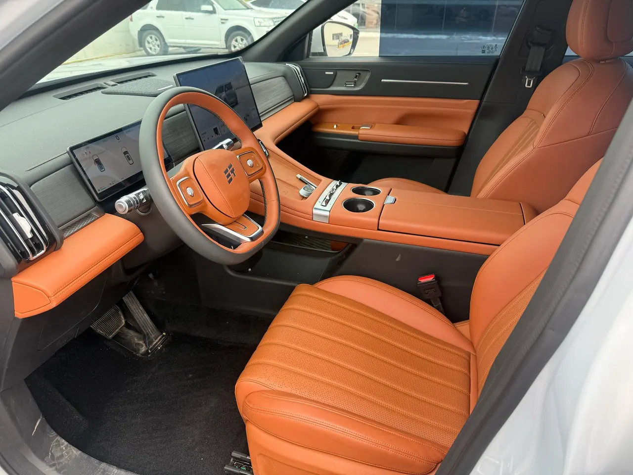 Jetour 2026 ShanHai L7 1.5T 130km Deluxe Edition 7-seat Automatic Gear 9