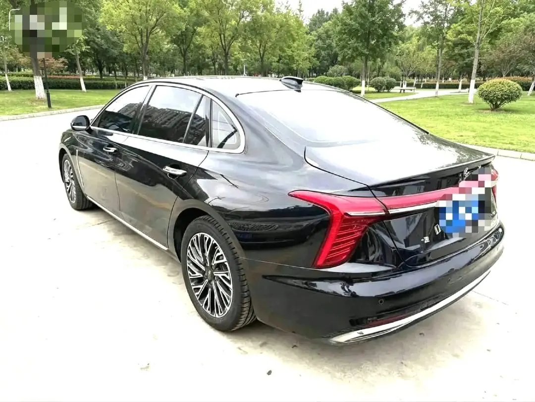 HongQi 2024 H5 2.0T Zhilian Qi Chang Edition Automatic Gear 4