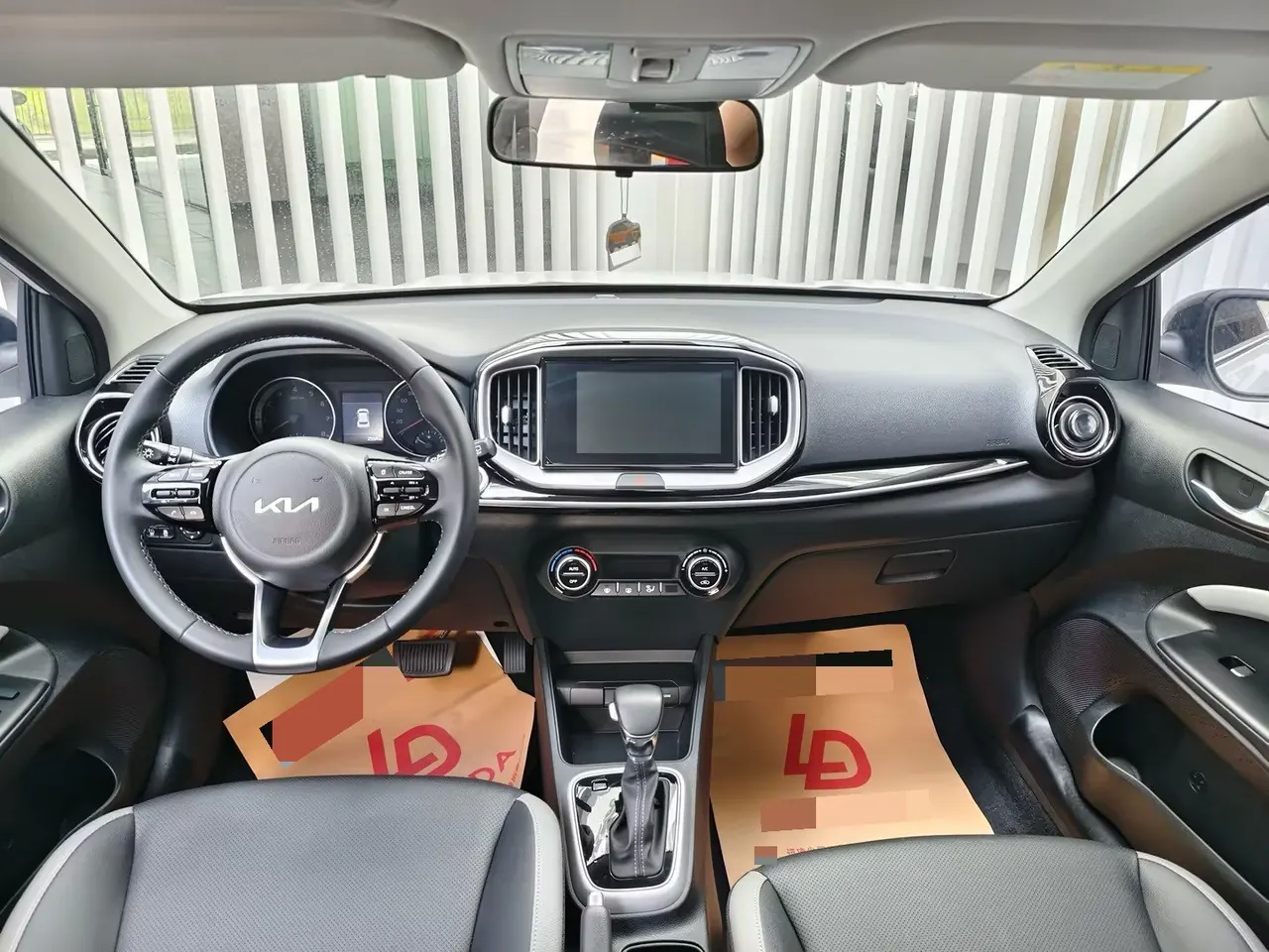 Kia 2026 Yi Run 1.4 Stepless Sunroof Edition Automatic Gear 9