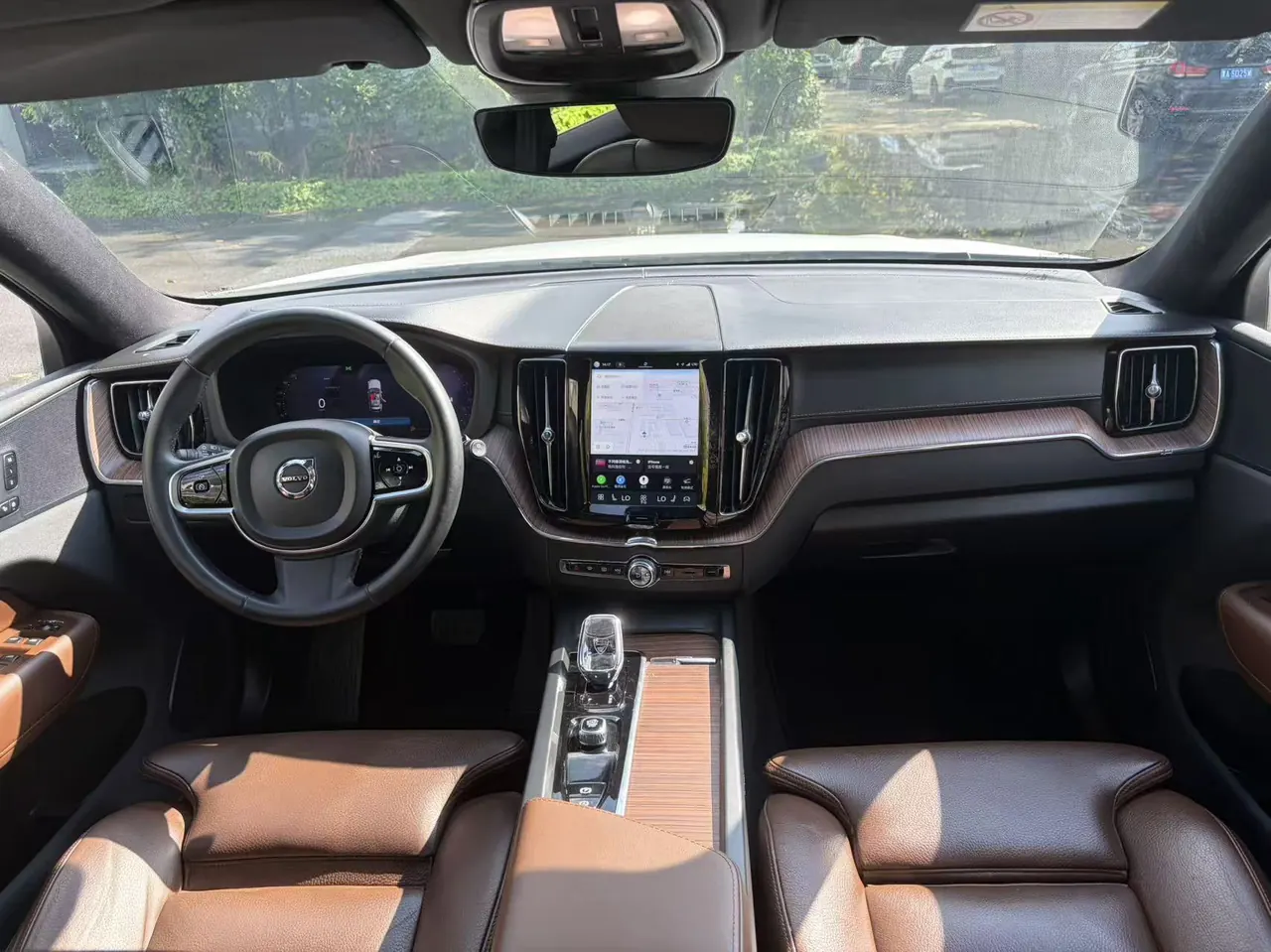 Volvo 2024 XC60 48V 2.0T B5 4-wheel drive Zhiyuan Deluxe Edition Automatic Gear 6