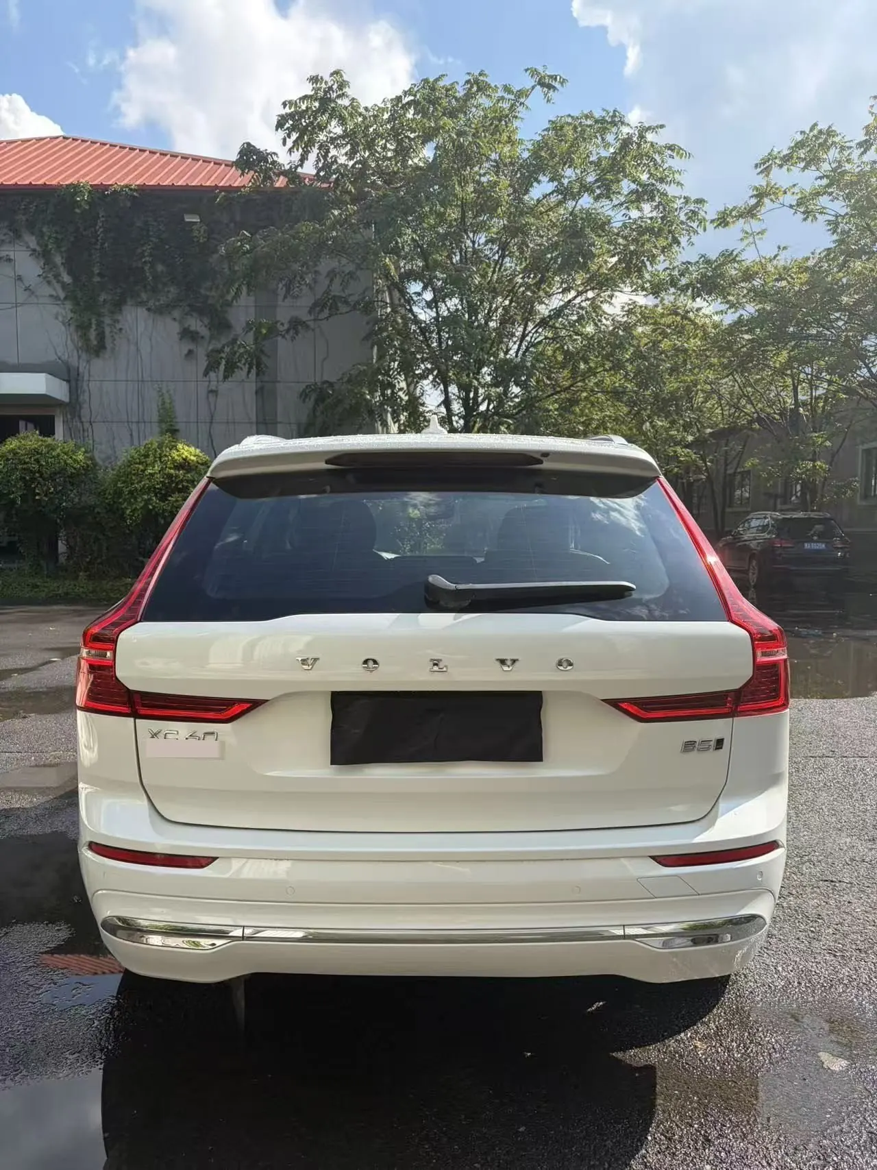 Volvo 2024 XC60 48V 2.0T B5 4-wheel drive Zhiyuan Deluxe Edition Automatic Gear 8