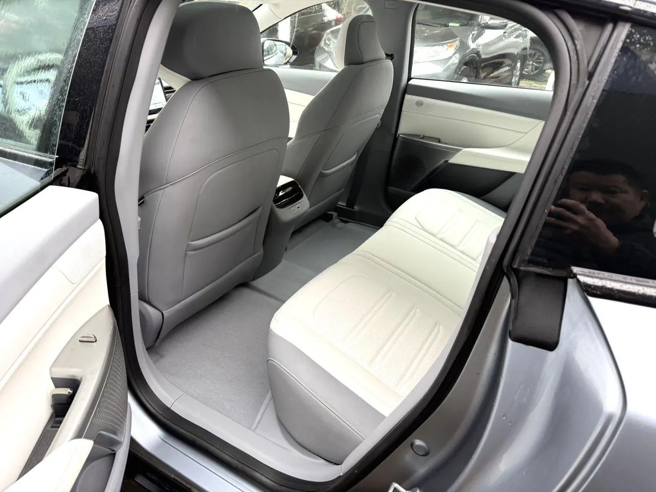 Yi Pai 2024 E π 007 540 Four-wheel Drive Max Edition Automatic Gear 4