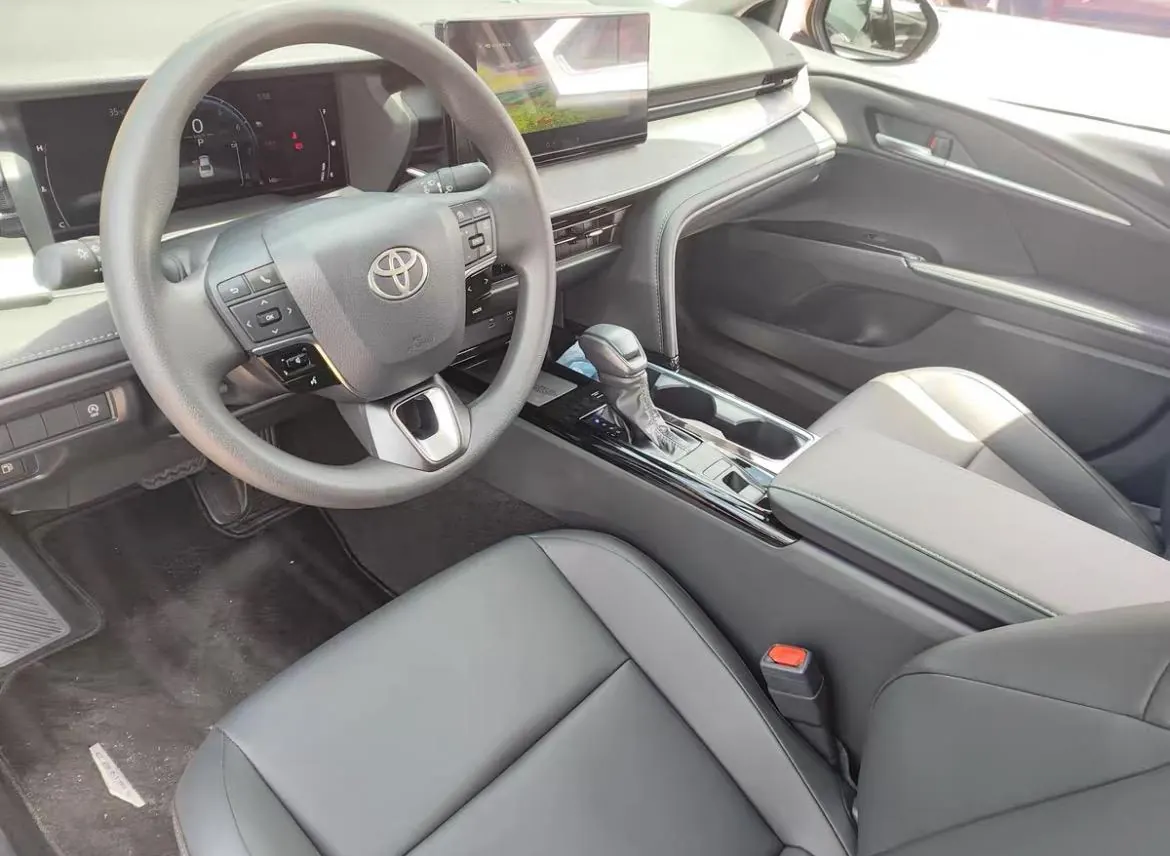 Toyota 2026 Camry 2.0E CVT Elite Automatic 3