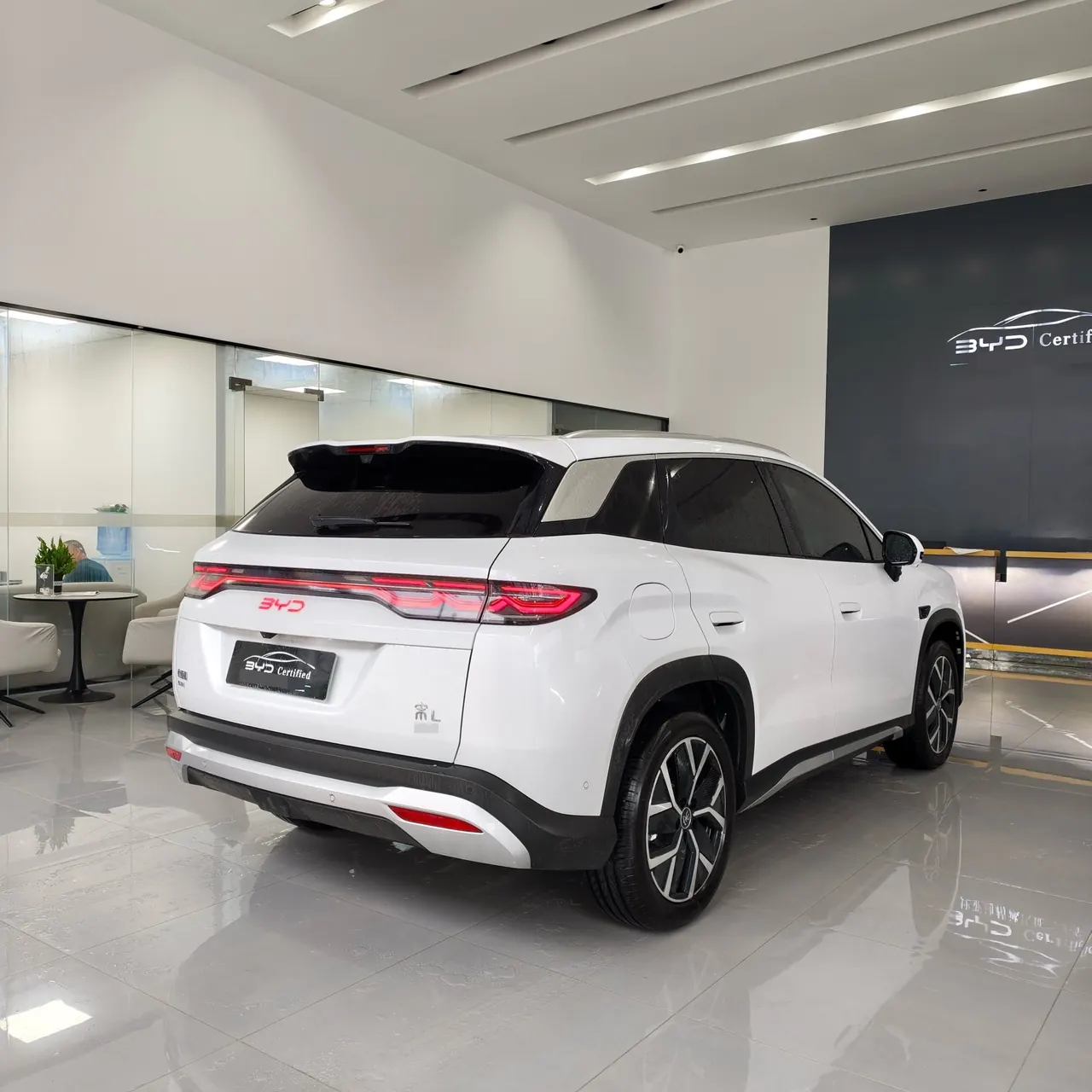 BYD 2026 Song L DM-i 1.5 Stepless 200KM Exceed Automatic Transmission 7