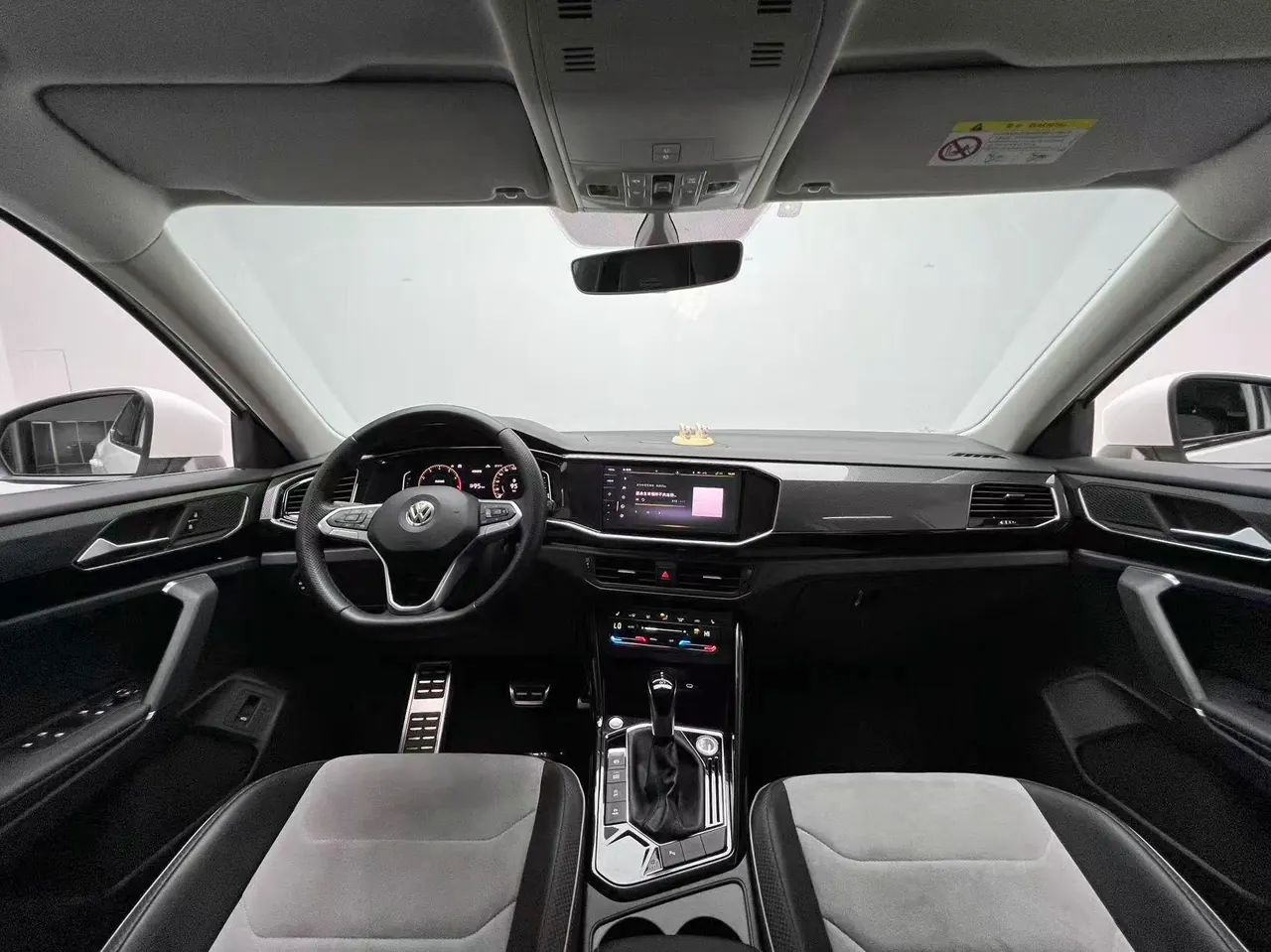 Volkswagen 2020 Tanyue X 2.0TSI 330TSI Two-Drive Distinguished Intelligent Joint Edition Automatic Gear 3