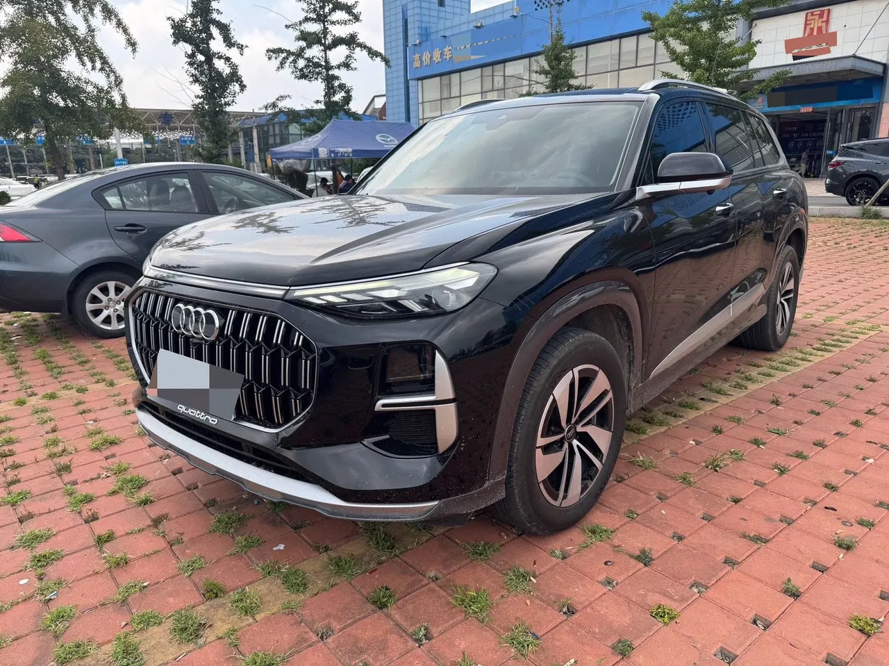 Open image lightbox: Audi 2024 Q6 2.0TFSI 40TFSI Quattro view cloud feather forest set 7 automatic gear
